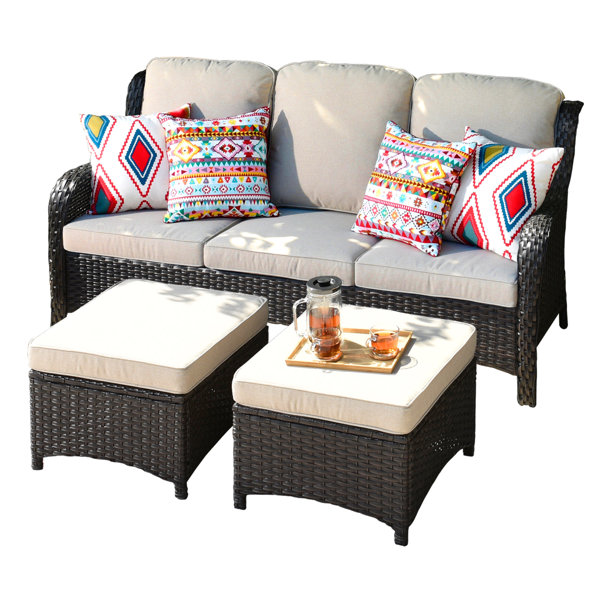 Wade Logan® Harbin 5 Person Outdoor Seating Group with Cushions